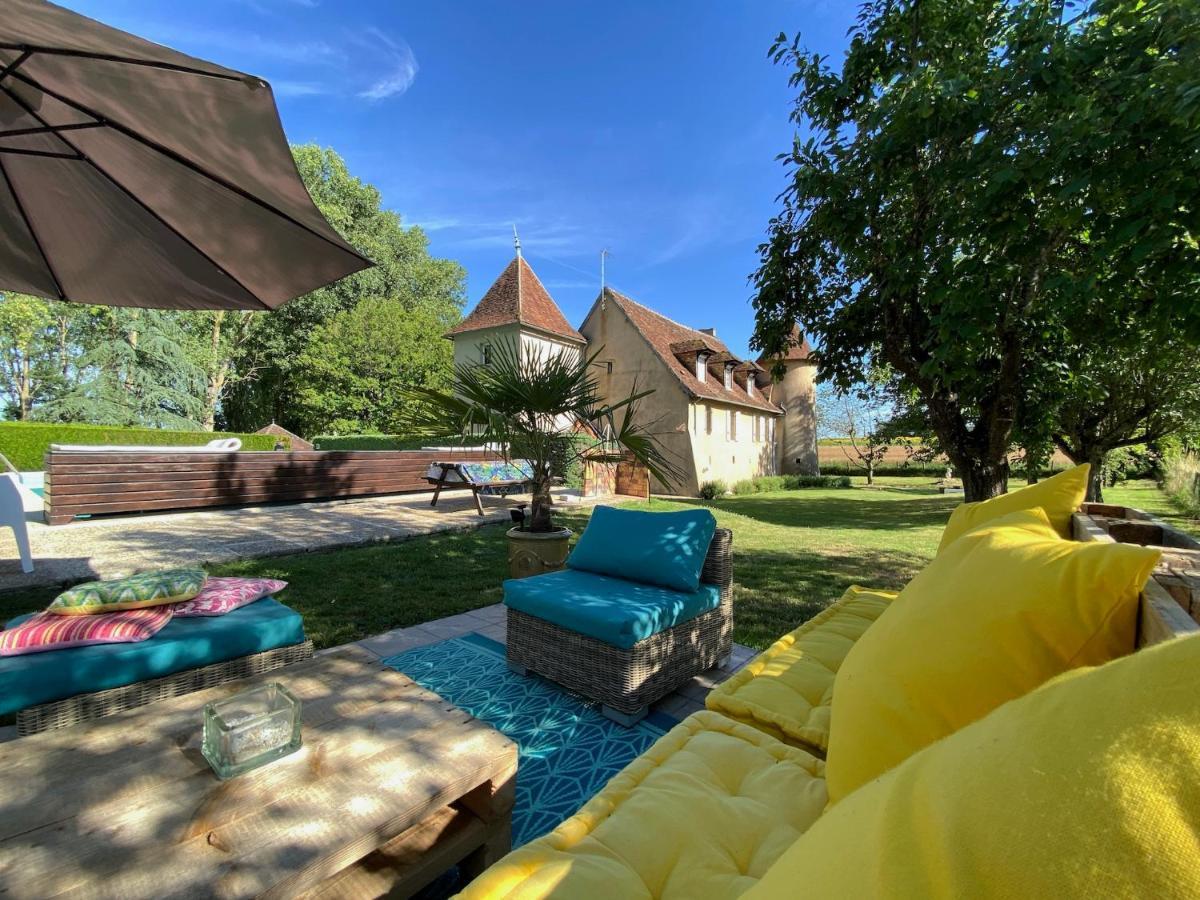 Le Petit Chateau De Sainte Colombe Bouges-le-Chateau Bagian luar foto